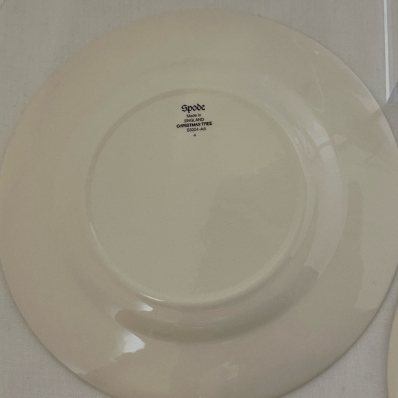 Four Spode 8” Christmas Tree Salad Desert Plates Green and Cream - Picture 9 of 9
